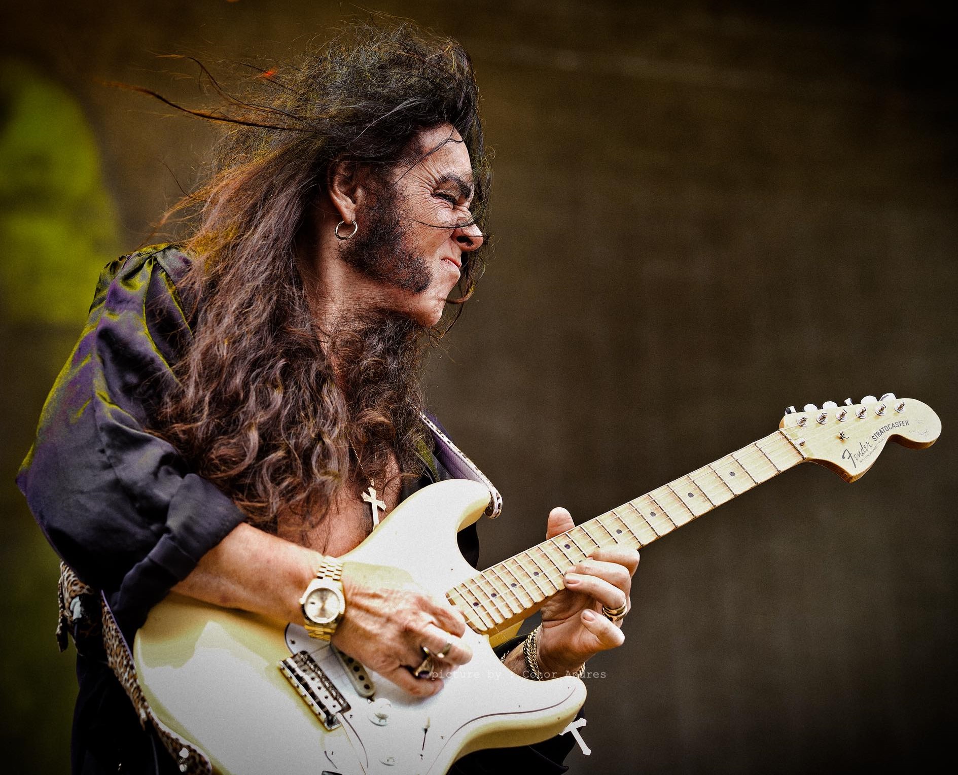 YJM